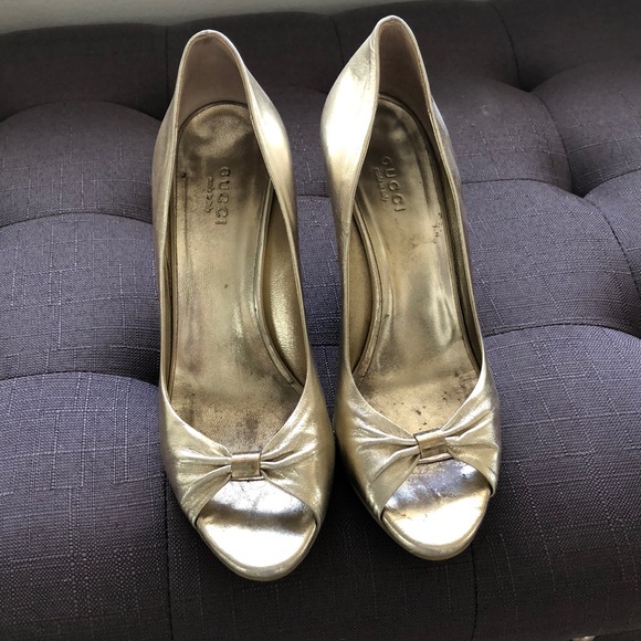 COPY - GUCCI METALLIC LEATHER WEDGES - Size 6 - Picture 1 of 6